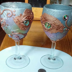 Chameleon Creepy Eye Goblet Pair-wine glass set.  Unique wine glasses.-gls001