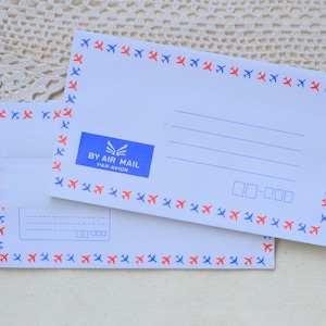 Vintage Airmail Envelopes: Unused Par Avion Collection, 25 Pack