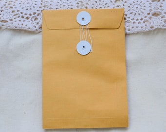 String Tie Envelope, Brown kraft Envelope, String and Button envelopes, Kraft Envelopes, Wedding Favors