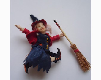 24th scale Miniature handmade dolls house Halloween Witch