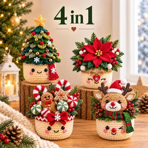 Könnte beinhalten: Vier gehäkelte Amigurumi-Weihnachtsdekorationen mit einem Tannenbaum, einem Weihnachtsstern, einem Lebkuchenmann mit Zuckerstangen und einem Rentier. Jedes Objekt steht in einem beigen Häkeltopf mit lächelndem Gesicht. Text 4 in 1.
