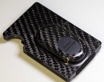 Slim Samsung SmartTag2 card wallet made out of real carbon fiber