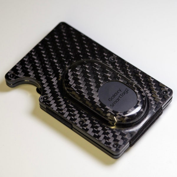 Slim Samsung SmartTag2 card wallet made out of real carbon fiber