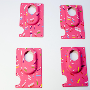 SmartTag2 plate for Ridge wallet made out of plastic , Samsung Smart Tag 2 Candy