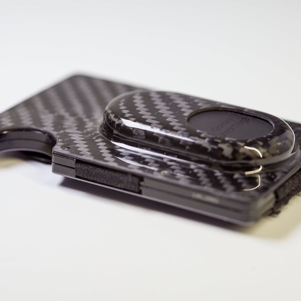 Carbon fiber SmartTag2 mount plate for Ridge wallet (Ridge wallet is NOT INCLUDED)