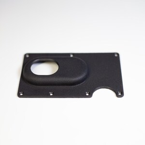 SmartTag2 plate for Ridge wallet made out of plastic , Samsung Smart Tag 2 Black