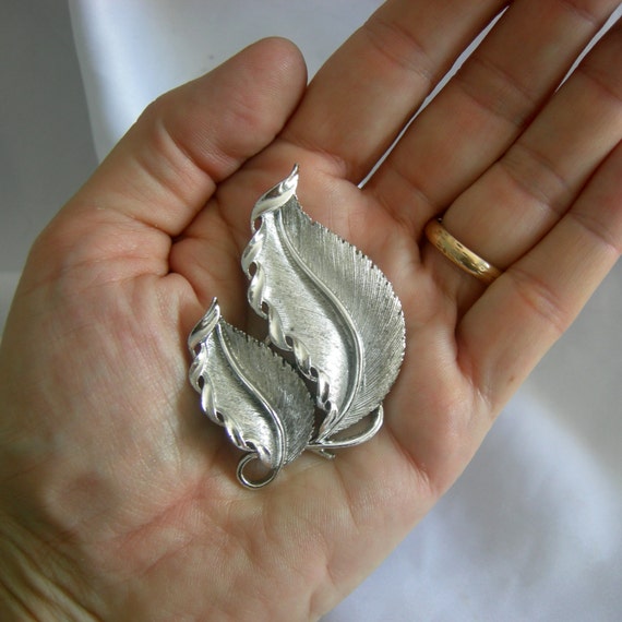 Brushed Silver Tone Double Leaf Brooch Pendant - … - image 2