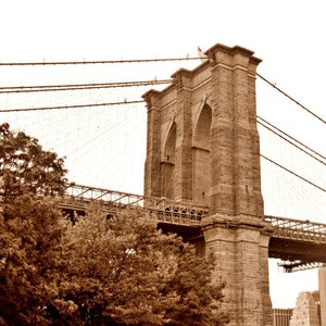 Sepia Brooklyn Bridge Photo Print, New York City Photography, New York City Travel Photo, New York Wall Art. Brooklyn Landscape Photography