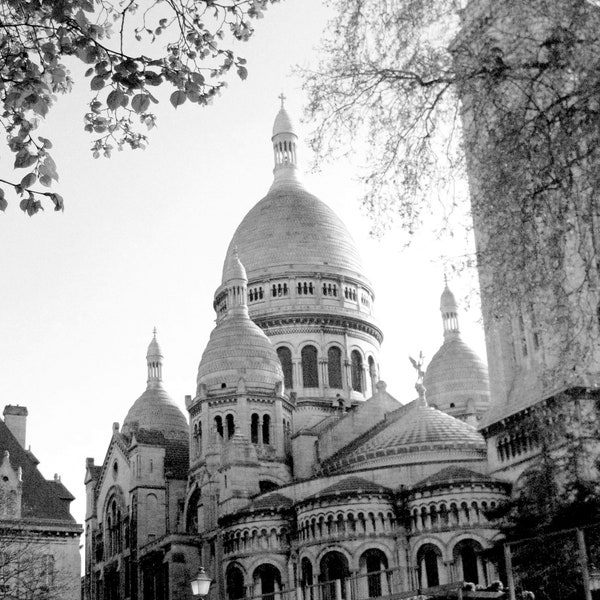 Black and White Paris Photography. Sacre Coeur Photo Print, Paris Wall Art, BW Photo, Paris Architecture, French Home Decor. French Wall Art