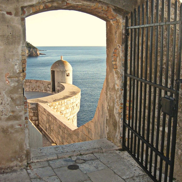 Dubrovnik Photo. GOT, Game of Thrones, Croatia Old City Walls Photograph Print. Gate View Adriatic Sea. Seaside.Travel Photography. Wall Art