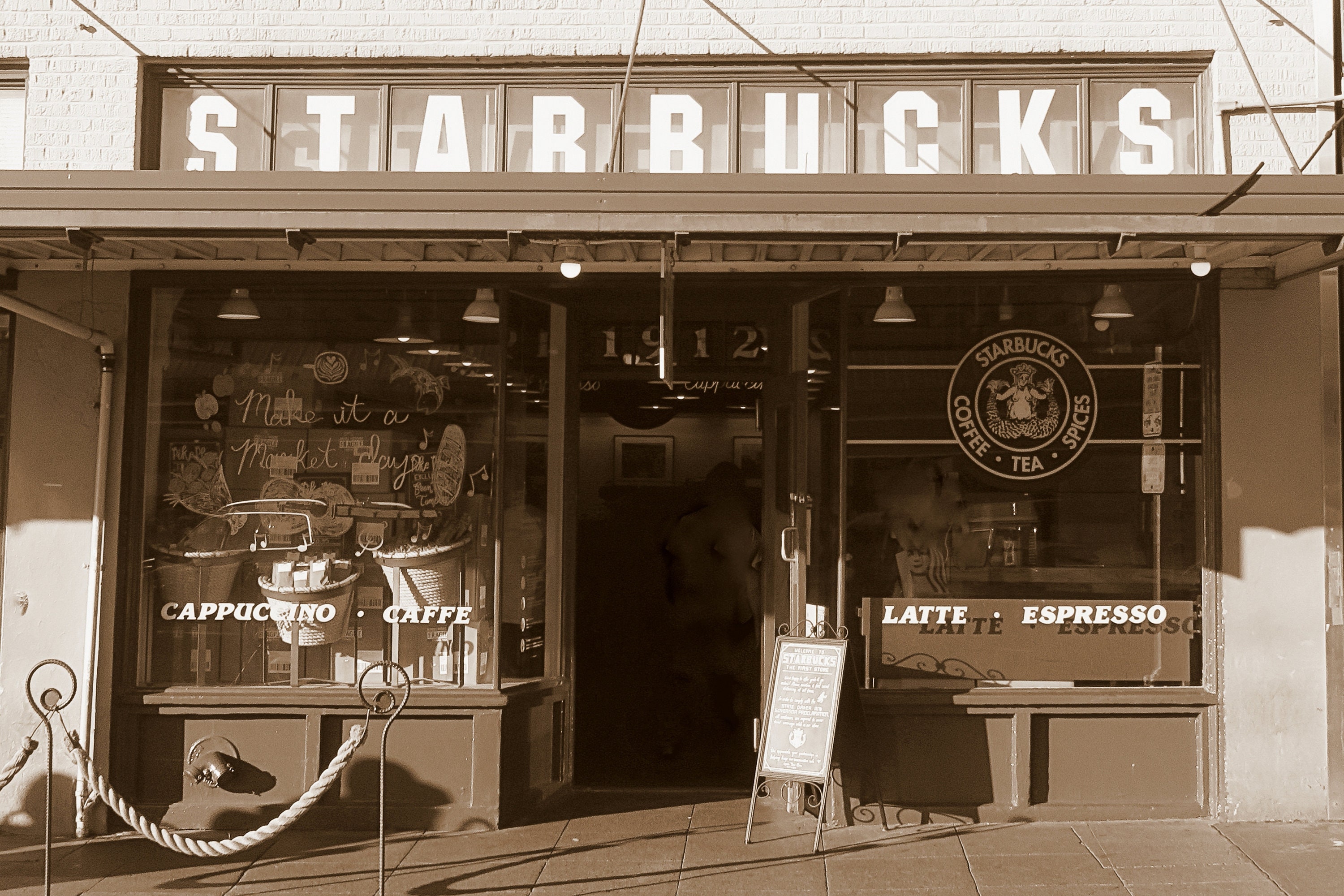 The Original Starbucks Seattle Pike Place Starbucks Photo Etsy 日本