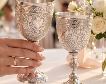 Cáliz de plata personalizado grabado / Copa de vino medieval floral personalizada / Regalo de aniversario de bodas para él o ella.