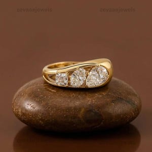 3 Stone Lab Grown Diamond Ring, Asscher Oval Pear Cut Diamond Gold Ring, Flush Setting Multi Shape Diamond Band, Modern Chunky Gold Ring