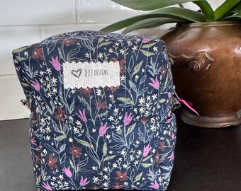 Quilted bag Cottage vibe floral houndstooth cotton Cosmetic Bag,  Organizer Pouch