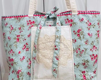 Floral Quilted Tote Bag with Vintage Doilie Accent – Handmade Shoulder Handbag