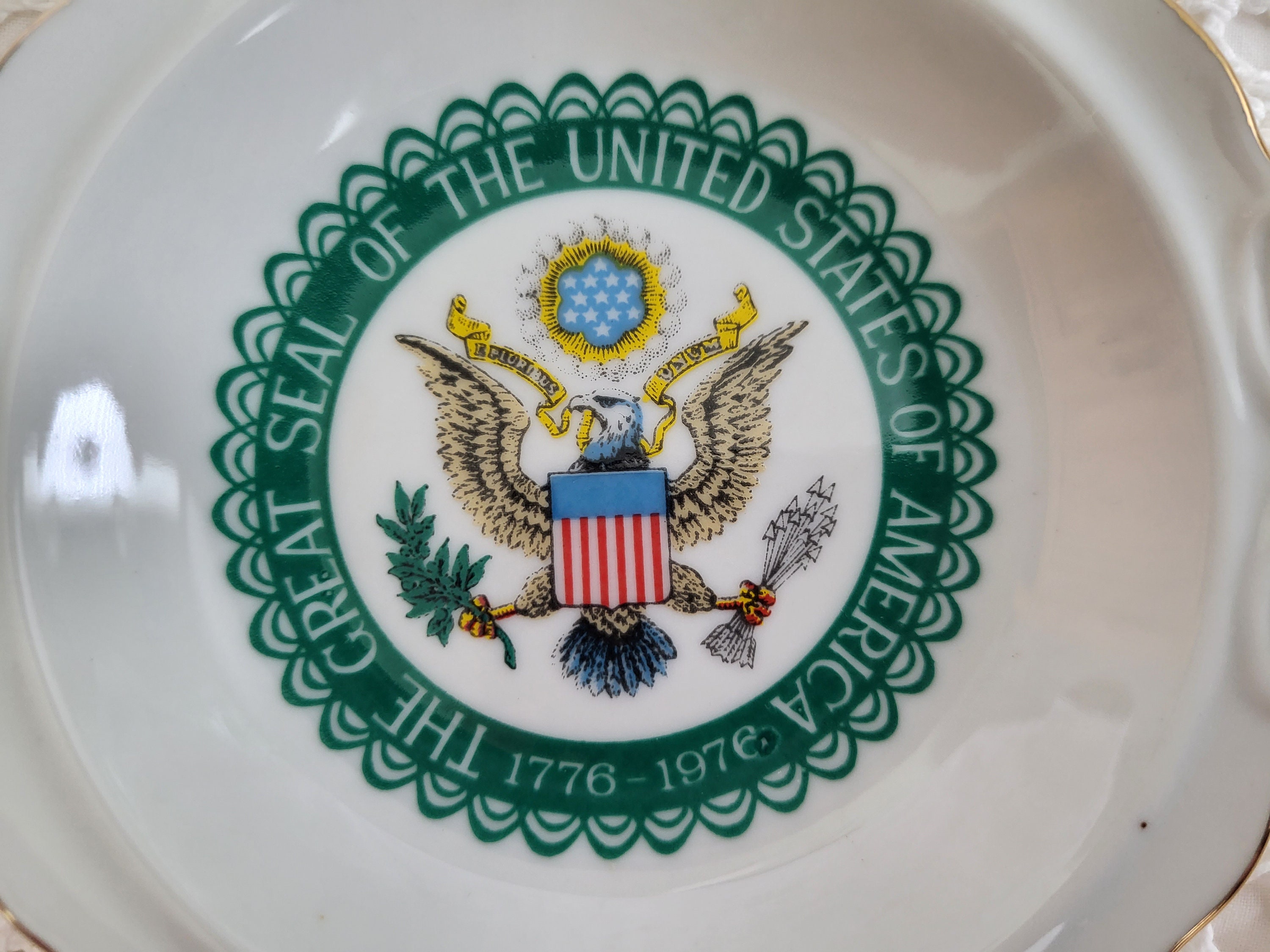 Great Seal of the USA, 1776-1976. Collectible Ceramic Dish