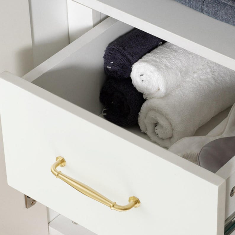Knoppar och handtag i massiv mässing, nordisk modern guldbeslag (42 modeller) bild 14