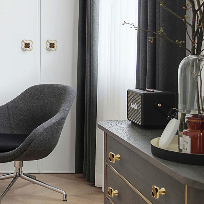 Knoppar i massiv mässing, klöverhjärtformade snäckskalsinlägg, nordisk modern beslag (40 stilar) bild 18