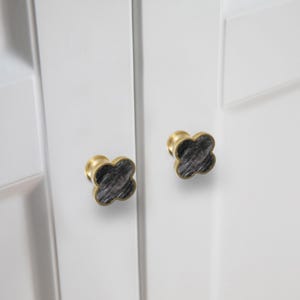 Knoppar i massiv mässing, klöverhjärtformade snäckskalsinlägg, nordisk modern beslag (40 stilar) bild 14