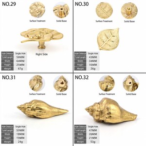 Pode incluir: Uma cole&ccedil;&atilde;o de quatro puxadores de arm&aacute;rio em metal dourado com formas distintas: uma flor, uma folha e duas conchas em espiral diferentes. Cada puxador inclui especifica&ccedil;&otilde;es t&eacute;cnicas de dimens&otilde;es em mil&iacute;metros e peso em gramas.