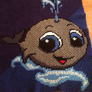 Whale Big Eyed Mini c2c graph pattern and written row by row instructions