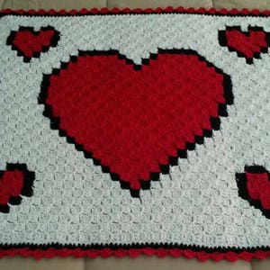 Hearts Small Throw c2c crochet graph pattern with row by row color chart instructions