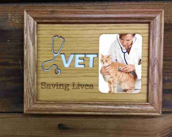 5x7 Vet Picture Frame, Veterinarian Picture Frame, Vet Gift, Occupation Frame, Custom Picture Frame, Laser Engraved Frame, Holds 3x4 Picture