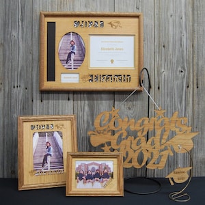 Juego de regalo de graduación de la clase de 2025: marco para diploma, letrero de felicitaciones a los graduados de 2025, adorno para estudiantes de último año de 2025, marco de graduación, marco para estudiantes de último año de 2025