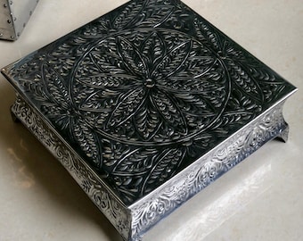 Square Aluminum Cake Stand, Embossed Floral Wedding Dessert Display, Silver Pedestal Riser, Party Table Decor, Pastry Stand