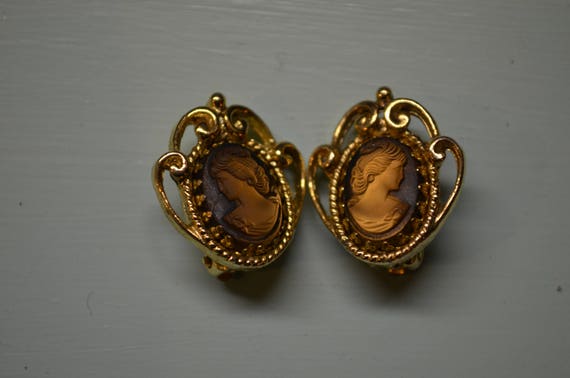Vintage Shiny Cameo Earrings, Black Background an… - image 1