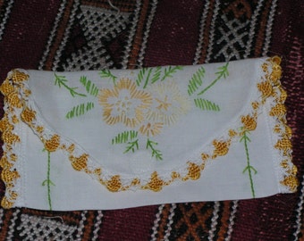 Beautifully Handmade Embroidered Wallet or Coin Purse, Flowers on Cotton Fabric
