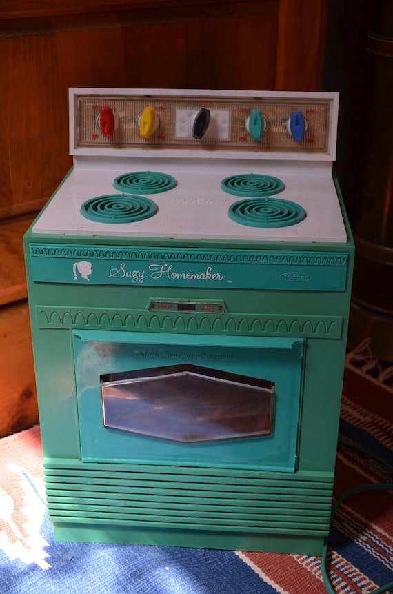 Vintage Suzy Homemaker Toy Oven with Working Light, Vintage 1960s Teal