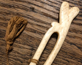 Antique Carved Ox Bone and Horse Hair Fly Swatter Fly Whisk Ornamental African Wall Art Middle Eastern Wall Decor