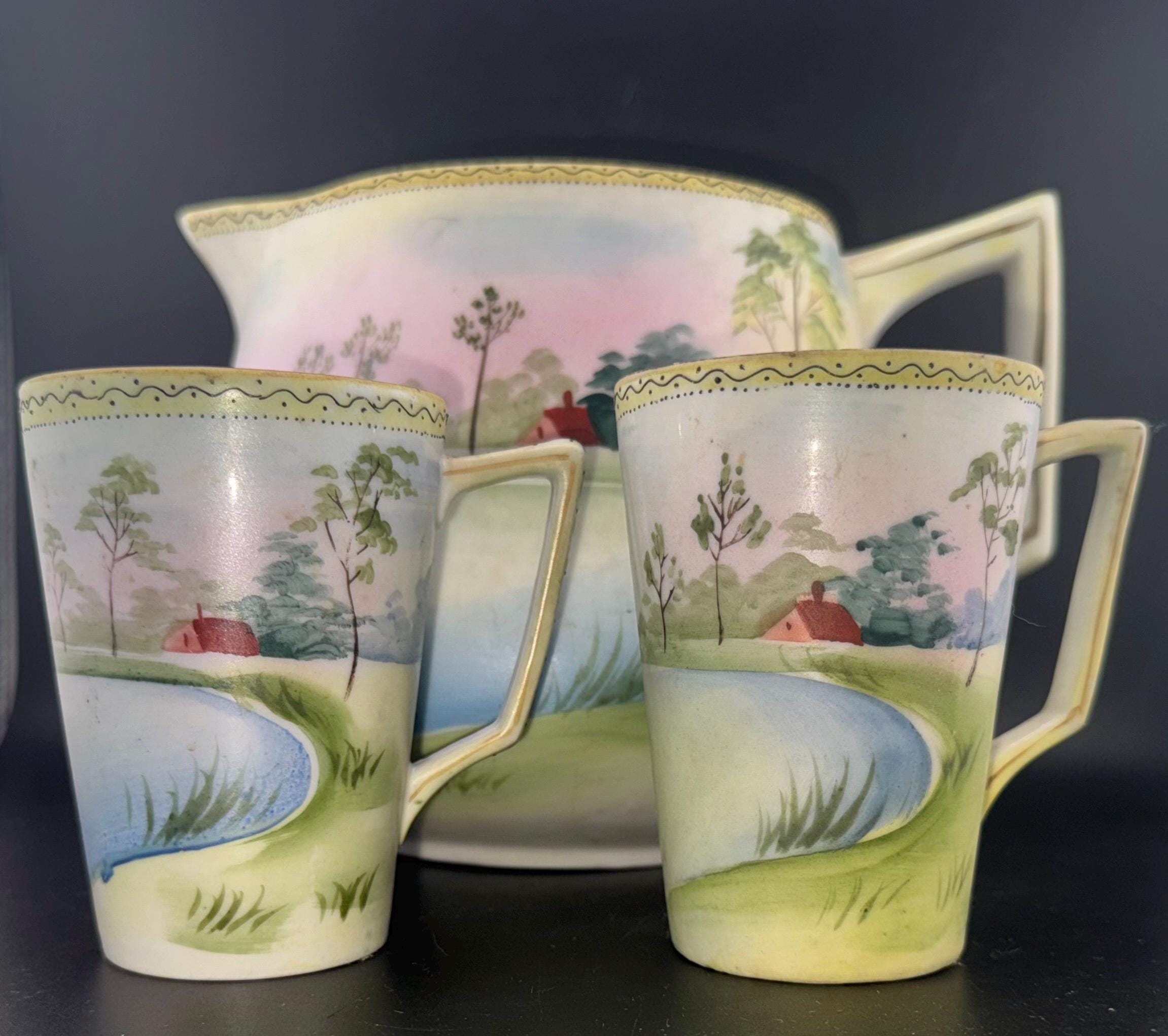 NIPPON Hand painted花柄ホワイト花瓶 四角い口 2持ち手 il_fullxfull.7071302239_q1sz.jpg