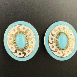 Vintage Art Deco Enameled Clip On Earrings w Cabochon Robins Egg Blue Turquoise Center Stone Clip Ons