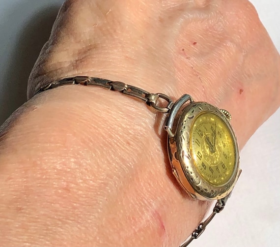 Edwardian Bulova Wristwatch Gold Filled Case Ladi… - image 6