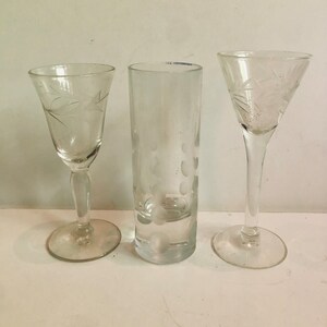 3 Unmatched Elegant Etched Glass Shot Glasses Midcentury Barware Whiskey Liqueur Cordials Polka Dot Leaves Flowers Liquor Shots Wedding gift