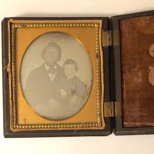 Antique Victorian Daguerrotype Photo Photo in Gutta Percha Northern US Americana Quarter Plate ca 1845-1850
