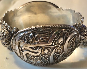 Antique Silver Tribal Cuff Bracelet Vintage Mideastern Islamic Yemeni?  Turkish? Ornate Belly Dancing Jewelry 42 Grams SALE