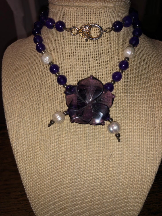 Fabulous Hand Carved Amethyst Flower Pendant Neck… - image 2