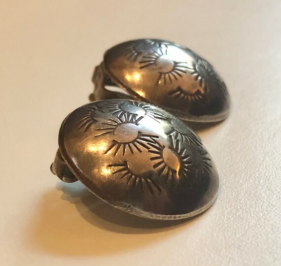 Vintage Native American Silver Dome Concho Earrin… - image 4