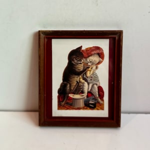 Cadre ancien victorien Hildesheimer anthropomorphe pour la cour « Don't Tommy, Don't » Tomcat avec haut-de-forme et chaton tenant un éventail oriental