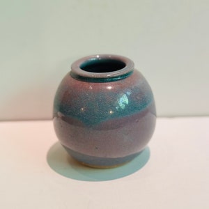 Lovely Vintage Pink Lavender Ball Vase Weed Pot Signed Georgia Folk Art Student Pottery Wheel Turned Mini Bud Vase 1991 BFF Gift