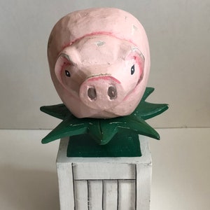 Vintage Hand Carved Primitive Folk Art Pig Sculpture Statuette
