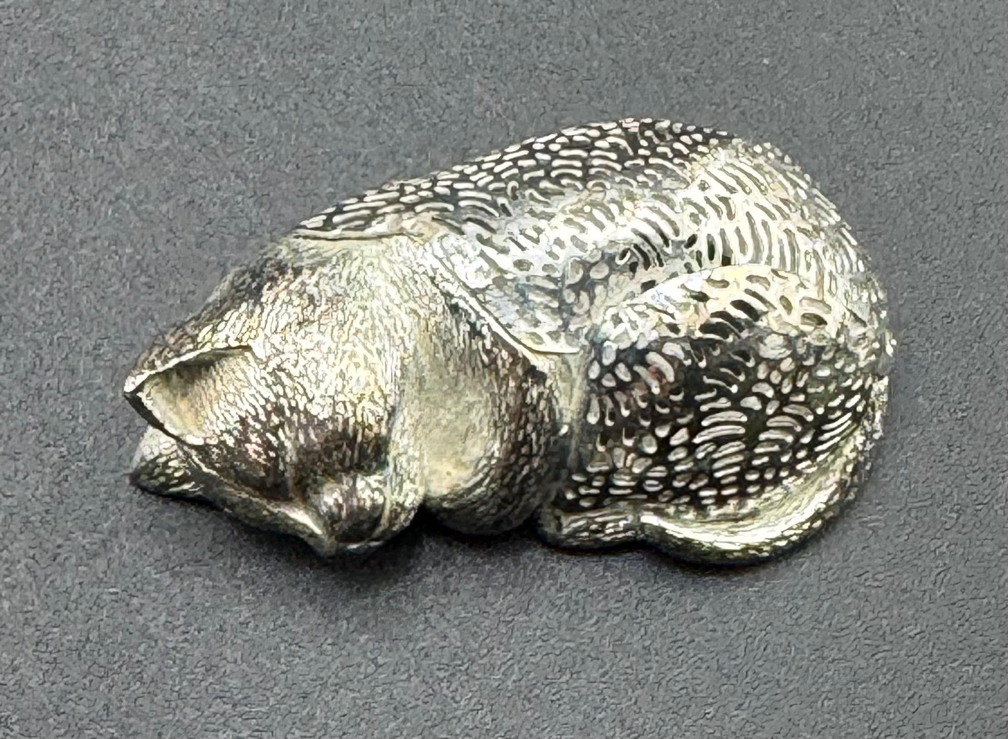 Christofle クリストフル　置物　眠り猫　フギュリン　美品　シルバー色 Vintage Christofle Silvered Sleeping Cat Lumière D'argent