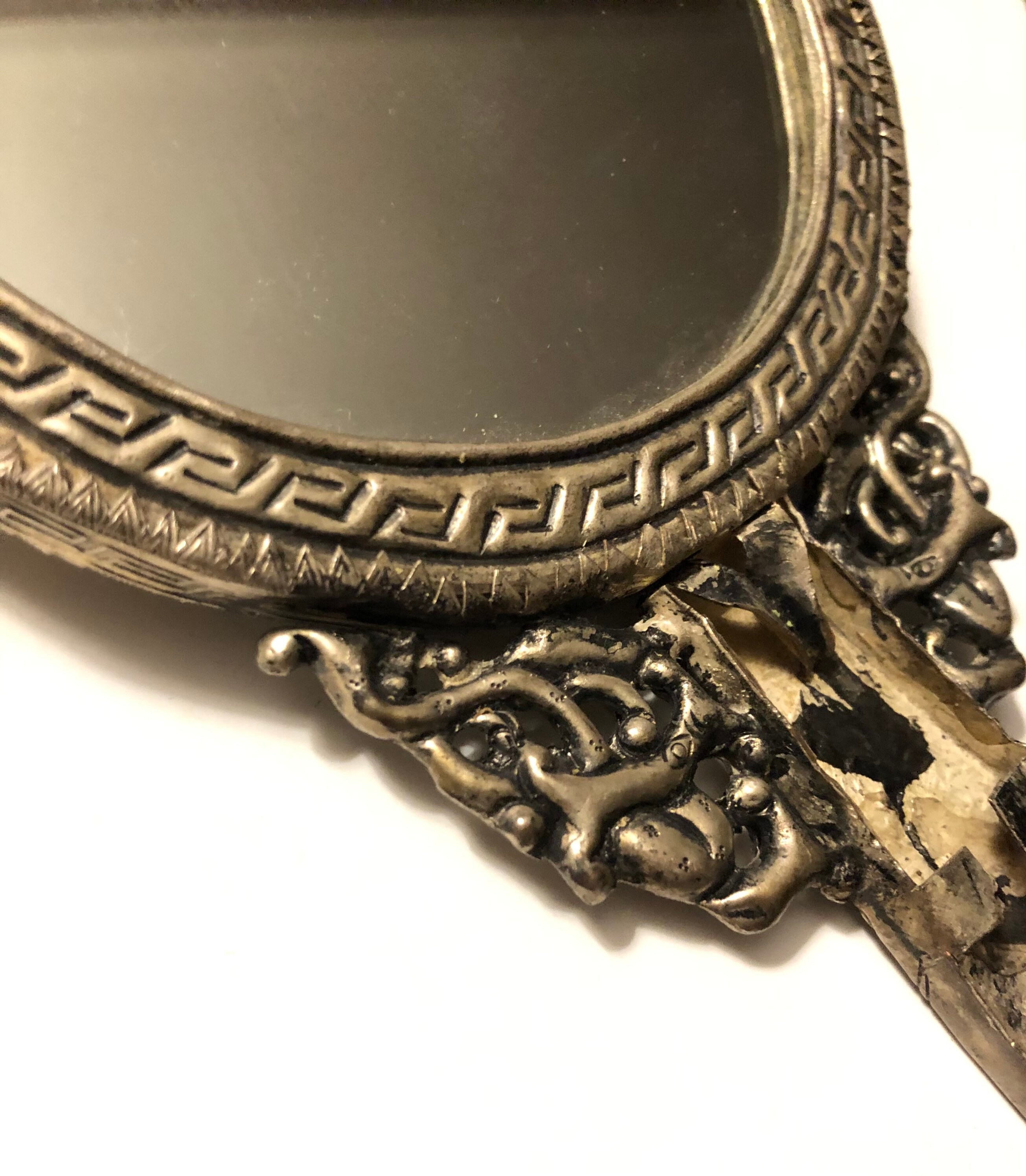 アンティーク　龍鳳戏珠　手鏡 Antique Chinese Hand Mirror Ornate Metal Work Winged Creature and