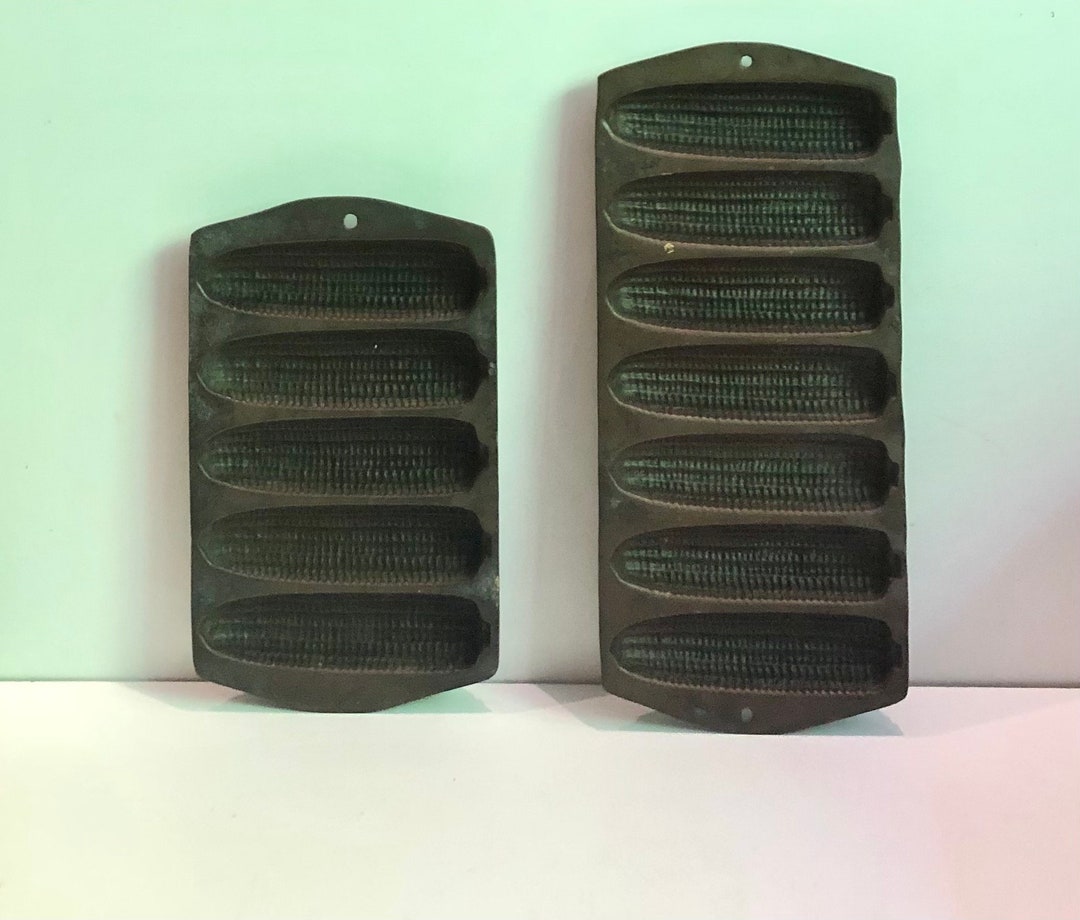 Pair Vintage Cast Iron Cornbread Skillet Mold Baking Pans Corn Etsy