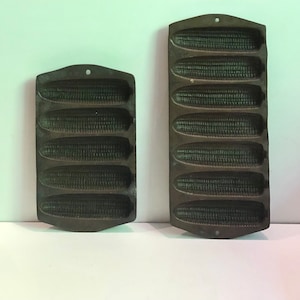 Pair Vintage Cast Iron Cornbread Skillet Mold Baking Pans Corn on the Cob Shaped Loaves 5 & 7 Loaf Trays Farmhouse Kitchen Cottage Corej