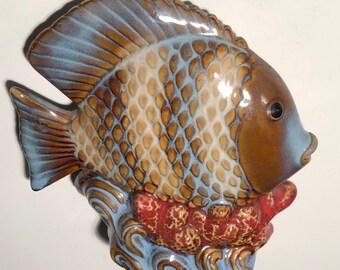 Lusterous Small Ceramic Fish Figurine Fish Swimming Waves Red Coral Reef Miniature Aquarium Figurine Coastal Beach Decor Nautical Statue