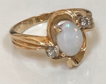 Vintage 14K Opal Diamond Ring Size 7 1/2 Friendship Ring Alternative Engagement Ring Swirl Freestyle Setting with Brilliant Accent Diamonds